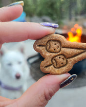 Load image into Gallery viewer, Roasted Marshmallow Sticks Cookie Cutter
